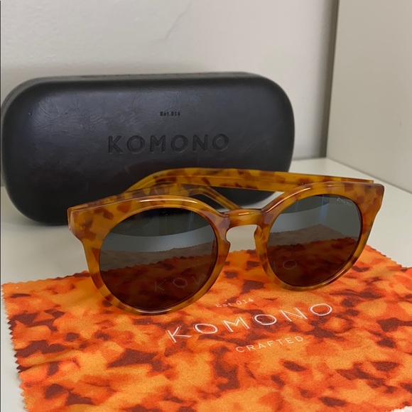 Komono Sunglasses Lulu Caramel Tortoise Cat Eye - Picture 5 of 16